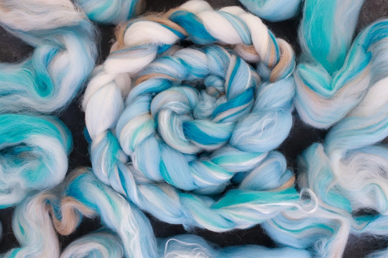 Silk Wool Roving / combed top / for spinning and felting / sea weave / Light blue image 1