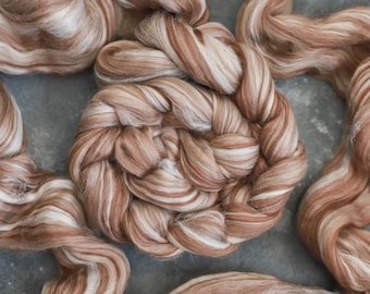 Combed wool fibers for spinning and felting / doll hair / roving wool / felting wool / for spinning and felting / brown