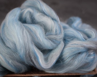 Sample combed top / Roving / Merino Wool Tops / Blends wool for spinning and felting / Handblended Wool / Hand-pulled wool