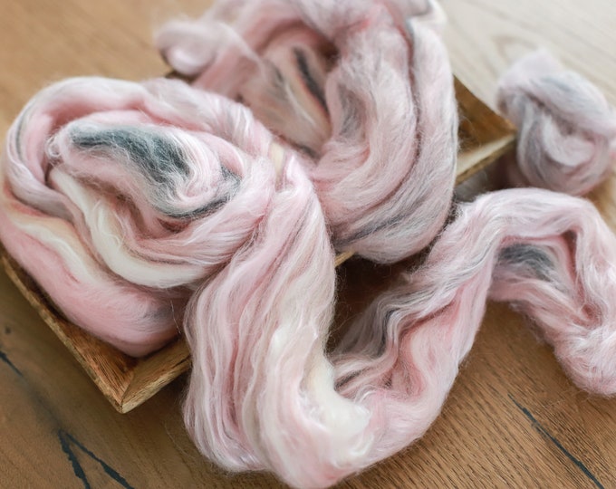 Sample combed top / Roving / Merino Wool Tops / Blends wool for spinning and felting / Handblended Wool / Hand-pulled wool /