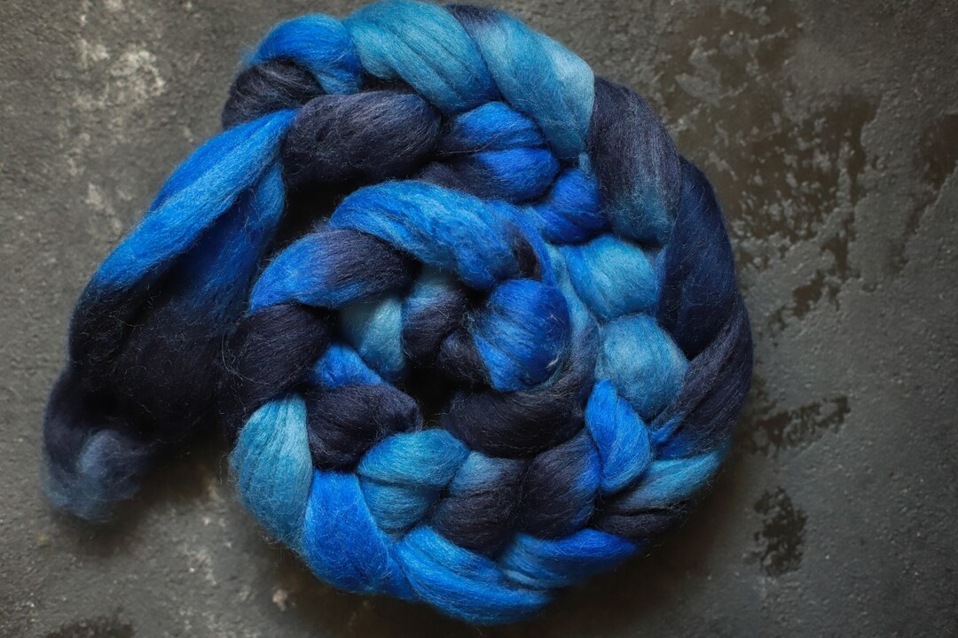 Comb Wool Fibers for Spinning and Felting / Dolls Hair / Roving Wool