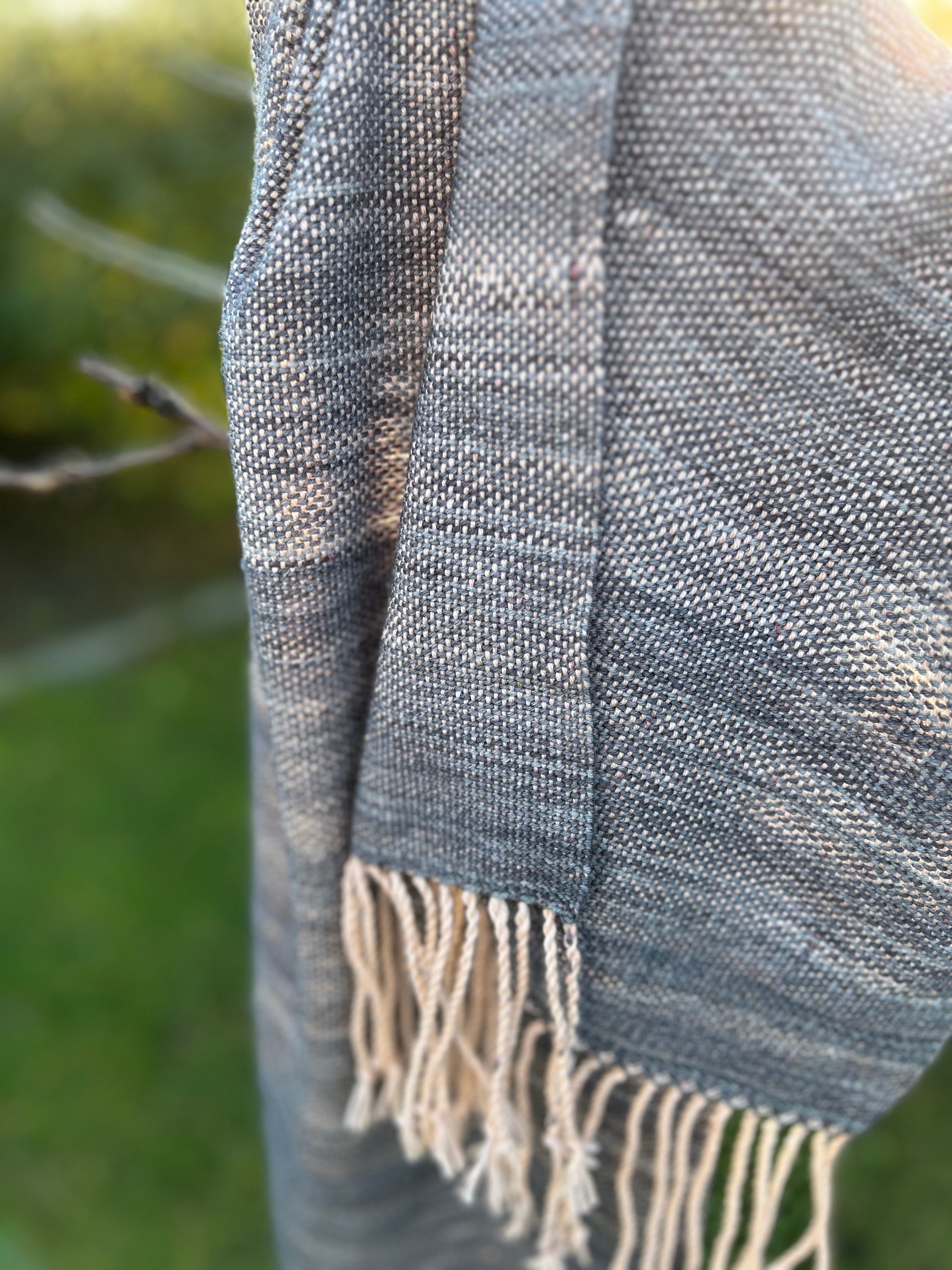 Merino scarf hand-dyed and hand-woven / handdyed & handwoven