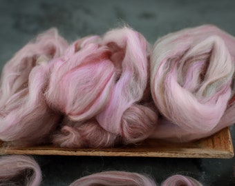 Sample combed top / Roving / Merino Wool Tops / Blends wool for spinning and felting / Handblended Wool / Hand-pulled wool /