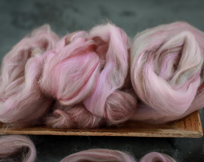 Sample combed top / Roving / Merino Wool Tops / Blends wool for spinning and felting / Handblended Wool / Hand-pulled wool /