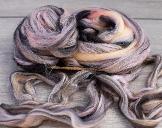 Sample combed top / Roving / Merino Wool Tops / Blends wool for spinning and felting / Handblended Wool / Hand-pulled wool