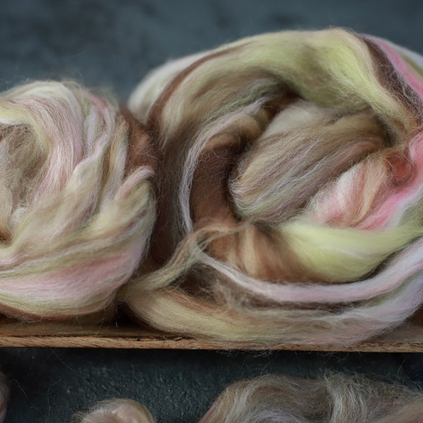 Sample combed top  /Silk  merino wool roving / hand combed top / for spinning and felting / 30g
