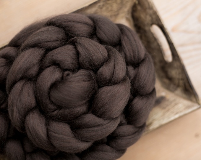 Combed wool fibers for spinning and felting / dolls hair / 100g - 3.5 OZ / wool XXL / Roving wool / felting wool / 20 microns / brown