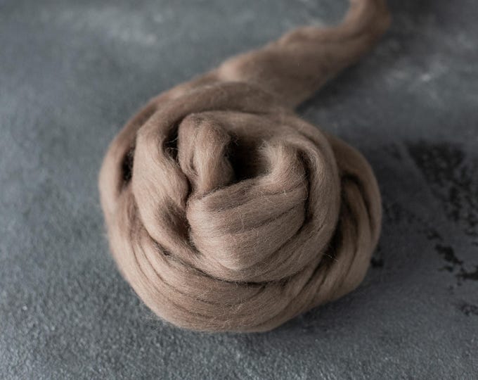 Combed wool fibers for spinning and felting / doll hair / wool XXL / roving wool / felting wool / 21 micron