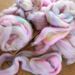Sample combed top / Roving / Merino Wool Tops / Blends wool for spinning and felting / Handblended Wool / Hand-pulled wool rainbow 2 image 3