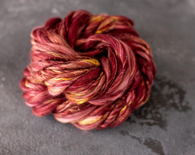 Art Yarn handspun , Handspun effect yarn Merino wool slub thick and thin, wine red with silk
