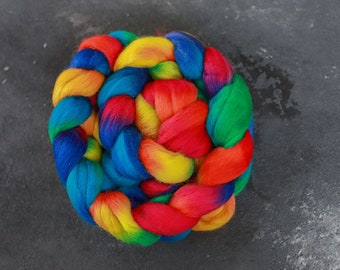 Roving wool fibers for spinning and felting / dolls hair / roving wool / felt wool / for spinning and felting / red, blue, yellow, green
