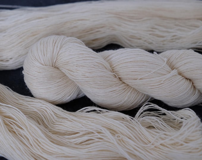Undyed Sock Yarn Merino , wool for dyeing