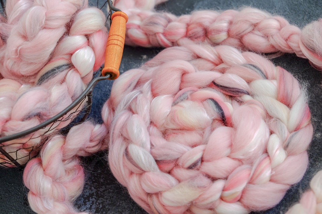 Roving / Merino Wool Silk Tops / Blends Wool for Spinning and Felting