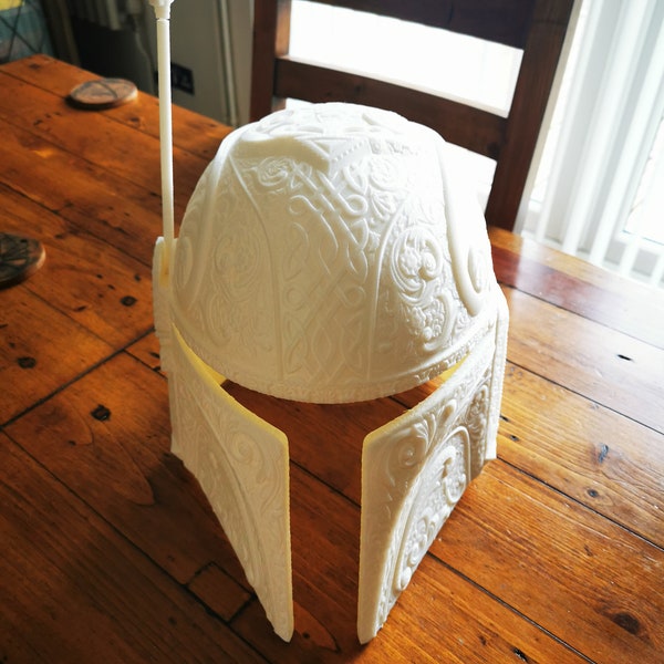 Casque mandalorien orné Star Wars inspiré de Boba Fett