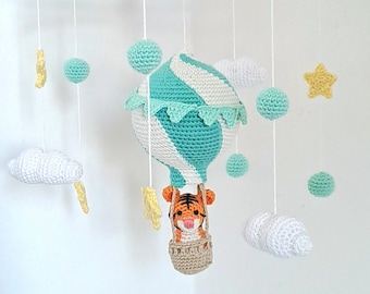 Hot air balloon with tiger baby mobile crochet pattern, nursery mobile tutorial, diy hot air balloon mobile