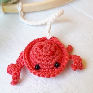 Under the sea baby mobile crochet pattern, Mermaid and sea creatures nursery mobile crochet pattern, diy baby mobile image 8