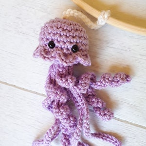 Under the sea baby mobile crochet pattern, Mermaid and sea creatures nursery mobile crochet pattern, diy baby mobile image 7