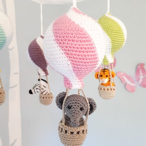 Hot air balloon baby mobile crochet pattern, nursery mobile tutorial, diy hot air balloon mobile image 7