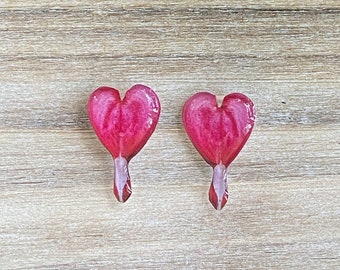 Bleeding Heart Earrings, Bleeding Heart Jewelry, Heart Studs, Heart Earrings, Bleeding Heart Flower, Resin Flower, Pink Flower Earrings