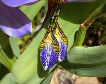 Iris Earrings, Iris Petal Jewelry, Walking Iris Flower, Purple Iris, Iris Gift, Iris Flower, Floral Earrings, Purple Flower Jewelry