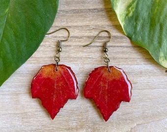 Maple Leaf Earring, Fall Earring, Orange Red Maple Leaf Jewelry, Resin Leaf, Thanksgiving Earring, Red Leaf, Nature Jewelry, Fall Foliage