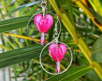 Bleeding Heart Earring, Mother's Day Jewelry, Heart Earrings, Bleeding Heart Flower, Resin Flower Jewelry, Mother's Day, Gift for Mom