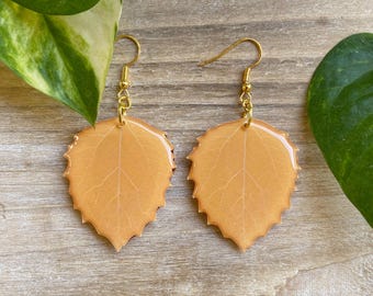 Aspen Earring, Aspen Jewelry, Golden Aspen Leaf, Yellow Fall Earring, Resin Leaf, Thanksgiving Earring, Botanical Jewelry, Autumn Accessory