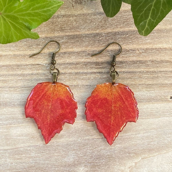 Maple Leaf Earring, Fall Earring, Orange Red Maple Leaf Jewelry, Resin Leaf, Thanksgiving Earring, Red Leaf, Nature Jewelry, Fall Foliage