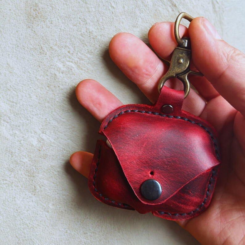 Personalized Leather Airpods Case: Handmade Full Grain Leather, 3rd/4th Gen