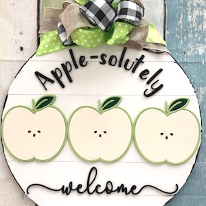 Placa de boas-vindas Shiplap Apple Apple-solutely, cabide de porta, placa de verão