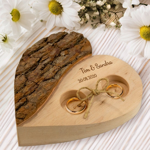 Custom Wooden Ring Box - Rustic Ring Holder - Names Engraved - Heart - Present for Engagement, Proposal - Gift for the Wedding Ceremony