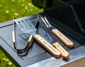 Set di posate per barbecue personalizzato - Grillmeister - con borsa - legno - vari design