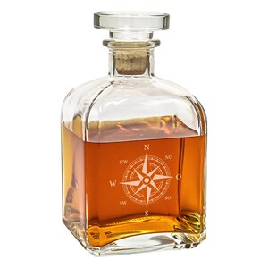 Noble whiskey decanter with personal engraving various motifs Kompass  + Windrose