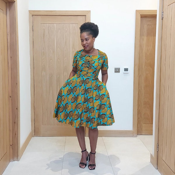 Robe à manches courtes Kesia verte/Robe à imprimés africains/Robe en tissus africains/Robe à Ankara/style vintage/usure modeste