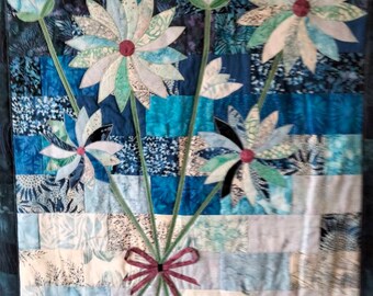 Floral wallhanging, unique gift, handmade decorative fabric picture
