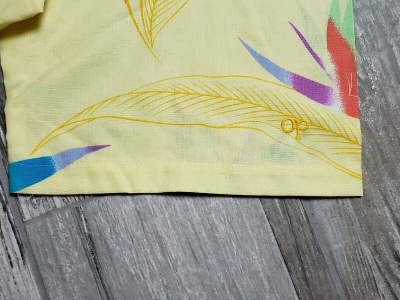 Vintage Ocean Pacific Hawaiian Shirt NWOT Men/'s Large Floral Yellow