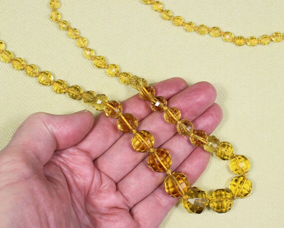 1920s flapper glass necklace, yellow faceted grad… - image 4