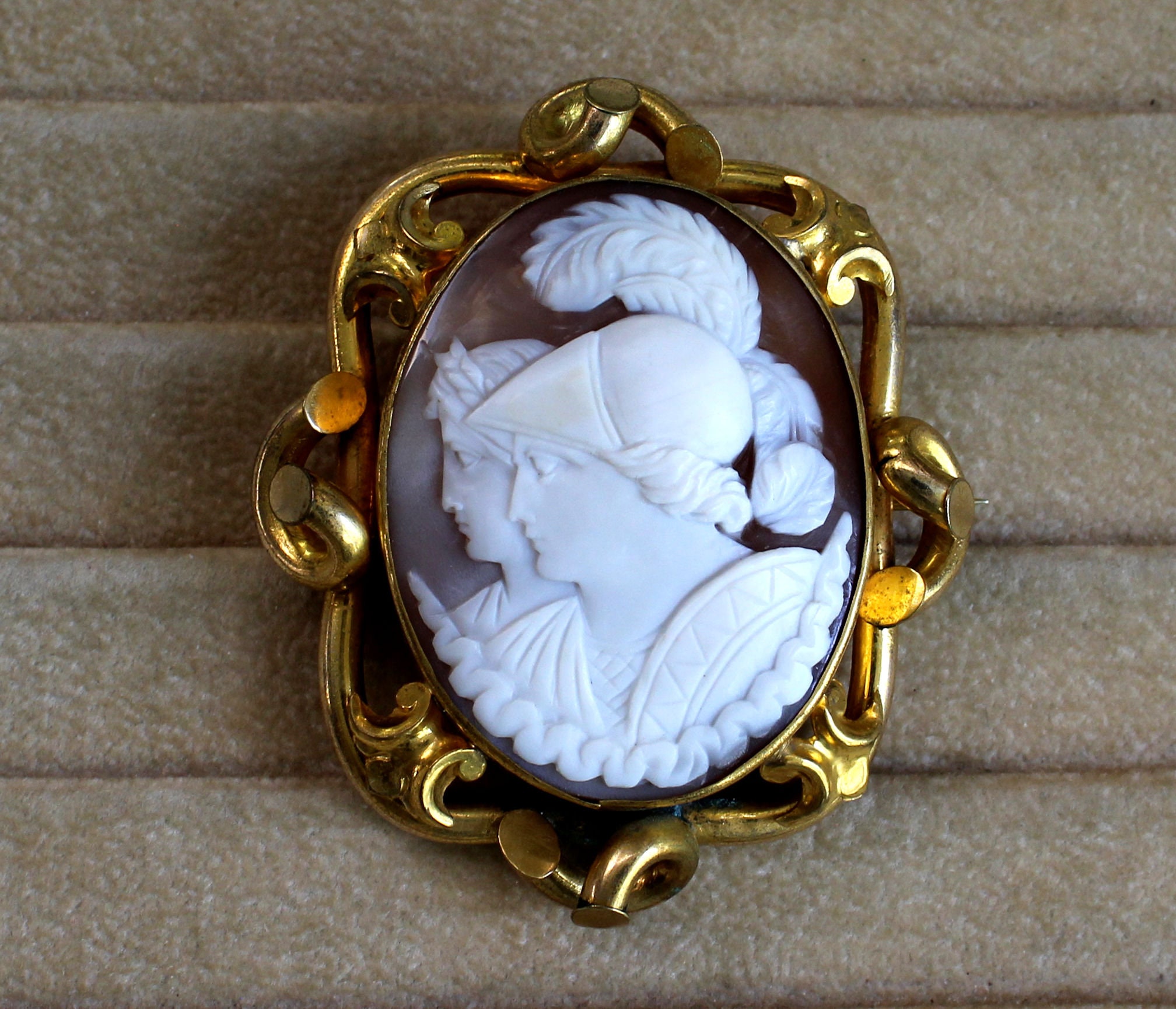 1800 cheap cameo brooch