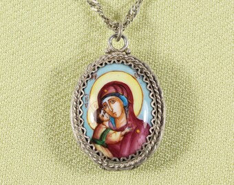 HAND PAINTED porcelain silver locket, Catholic, Mother and child, 2 painted sides, 30 inch chain, lovely painting, A-1