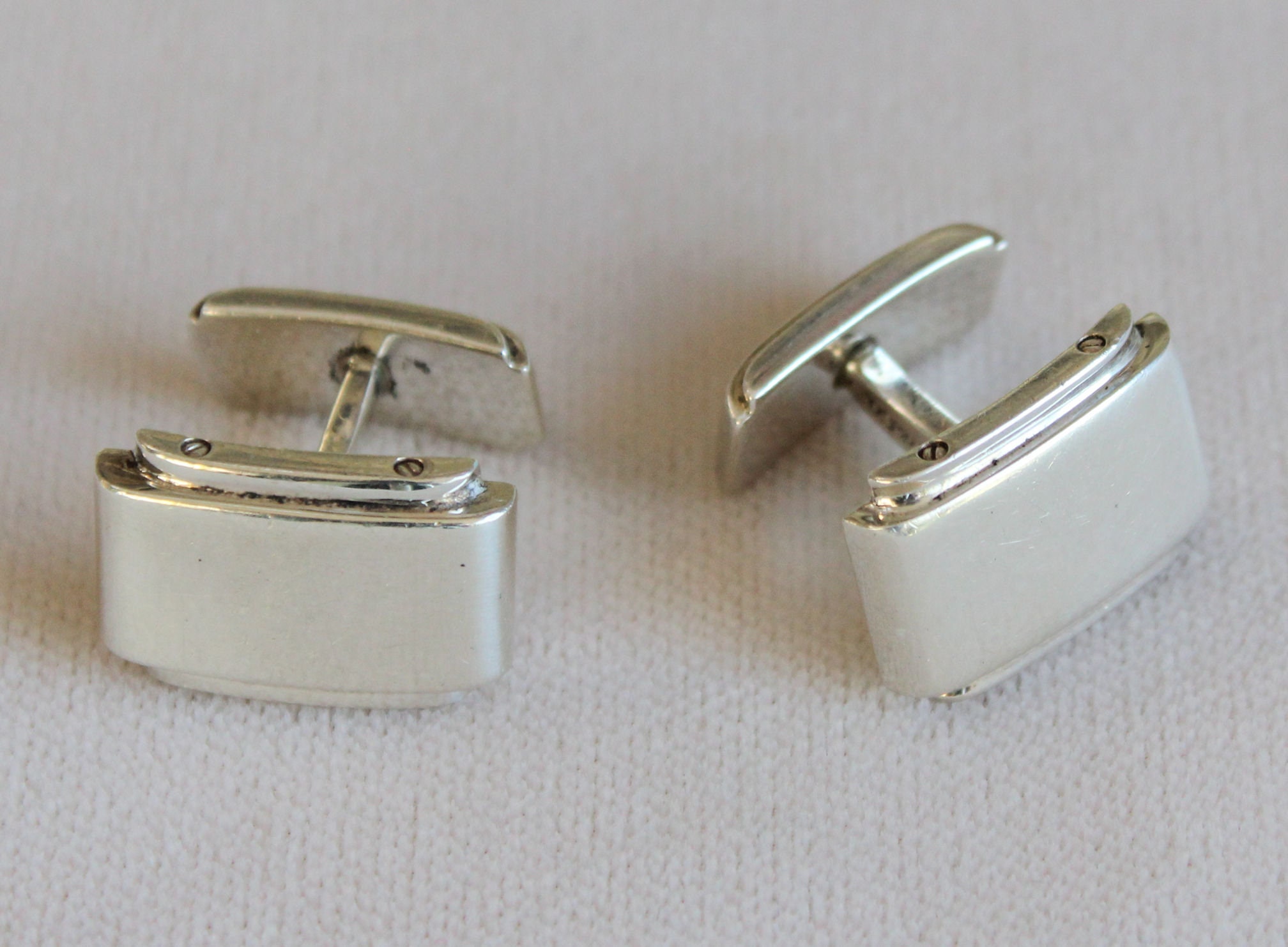TIFFANY & Co, CUFFLINKS, Sterling, “metropolis,” Designer TIFFANY & Co, CUFFLINKS, Sterling, “metropolis,” Designer