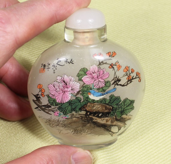 HAND PAINTED Peking Glass Snuff Bottle, Reverse Painting Inside the Bottle,  White Jade Lid, 1900s, A-1 