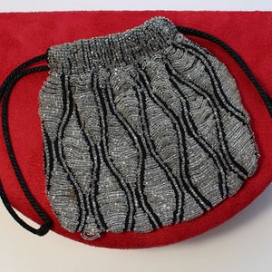1920s Deco flapper beaded purse, vintage, drawstring, excellent condition