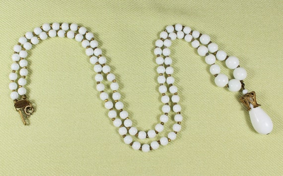 MIRIAM HASKELL ミリアムハスケル ネックレス ミルクガラス サイン入り MIRIAM HASKELL ミルクガラスネックレス、27 インチ