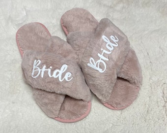 Furry Bridesmaid Slipper, Furry Bridal Slippers, Custom Name Fluffy Slippers, Personalized Slippers, Bridesmaid Gifts, Bridesmaid Slippers