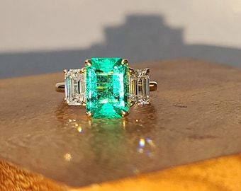 14k Yellow Gold Three-Stone Emerald Engagement Ring: 2.31ct Colombian Gem, GIA Certified