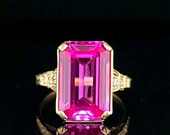 14k yellow Gold Vintage Engagement Ring 6.67ct. Emerald cut Pink Sapphire