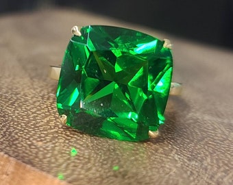 Tiffany Tsavorite - Etsy