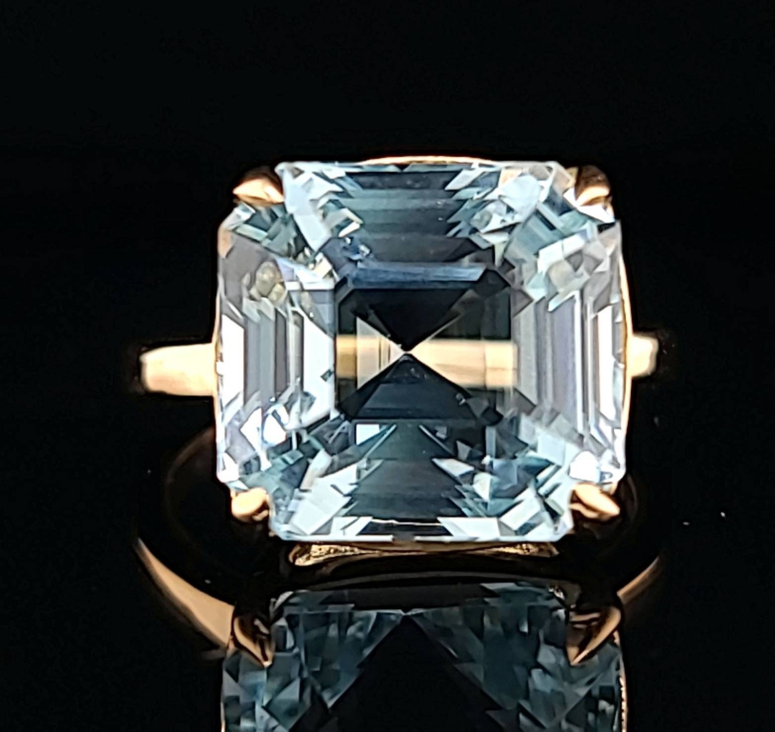 Tiffany & Co. 3.75 CTW Diamond 18 Karat Yellow Gold Vintage