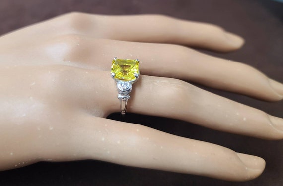 Vintage platinum engagement ring 4.53CT. Yellow s… - image 9