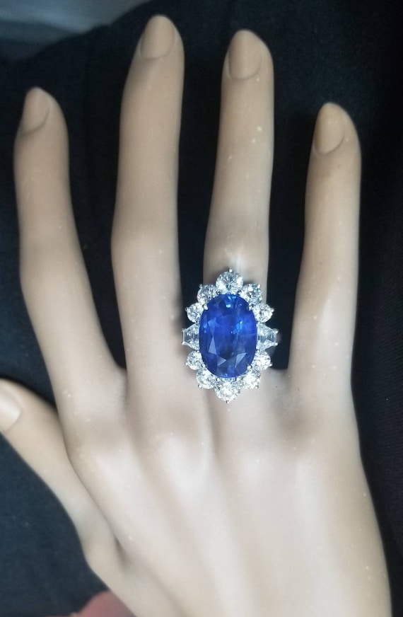 Platinum  engagement  ring natural blue sapphire … - image 10
